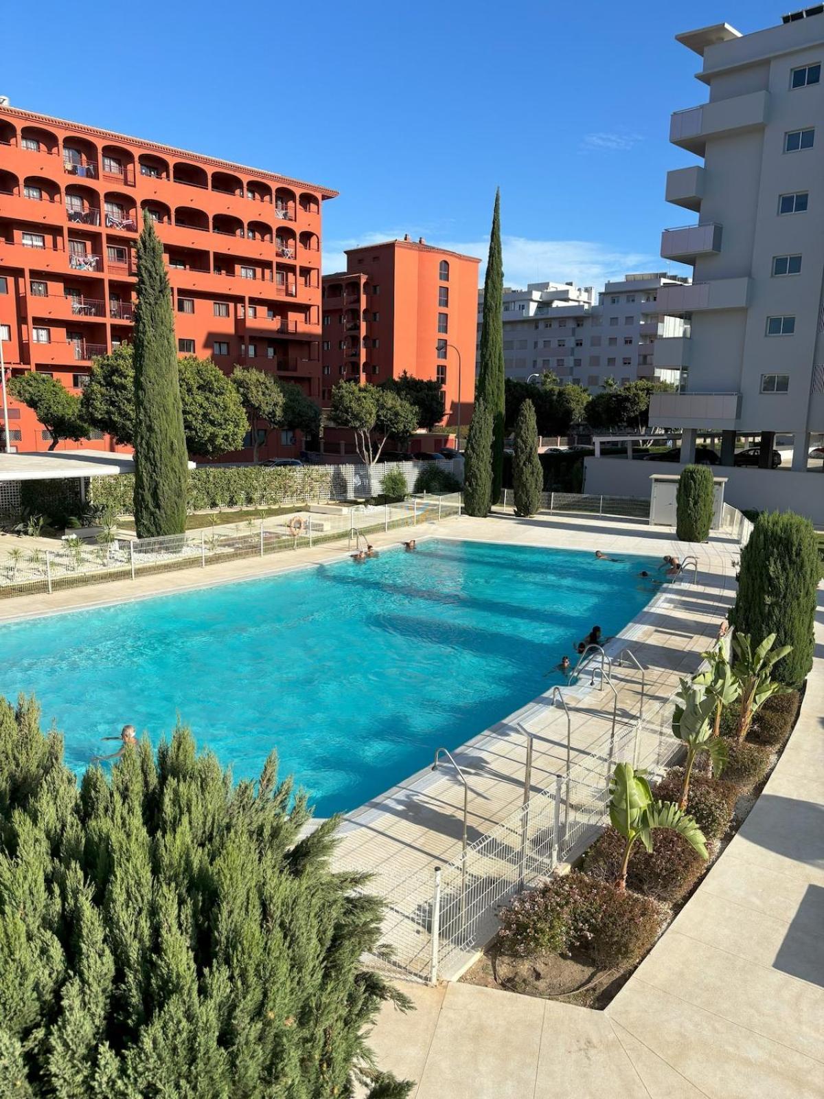 Apartment San Miguel - 2 Bed And 2 Bath - Miramar Shopping Fuengirola