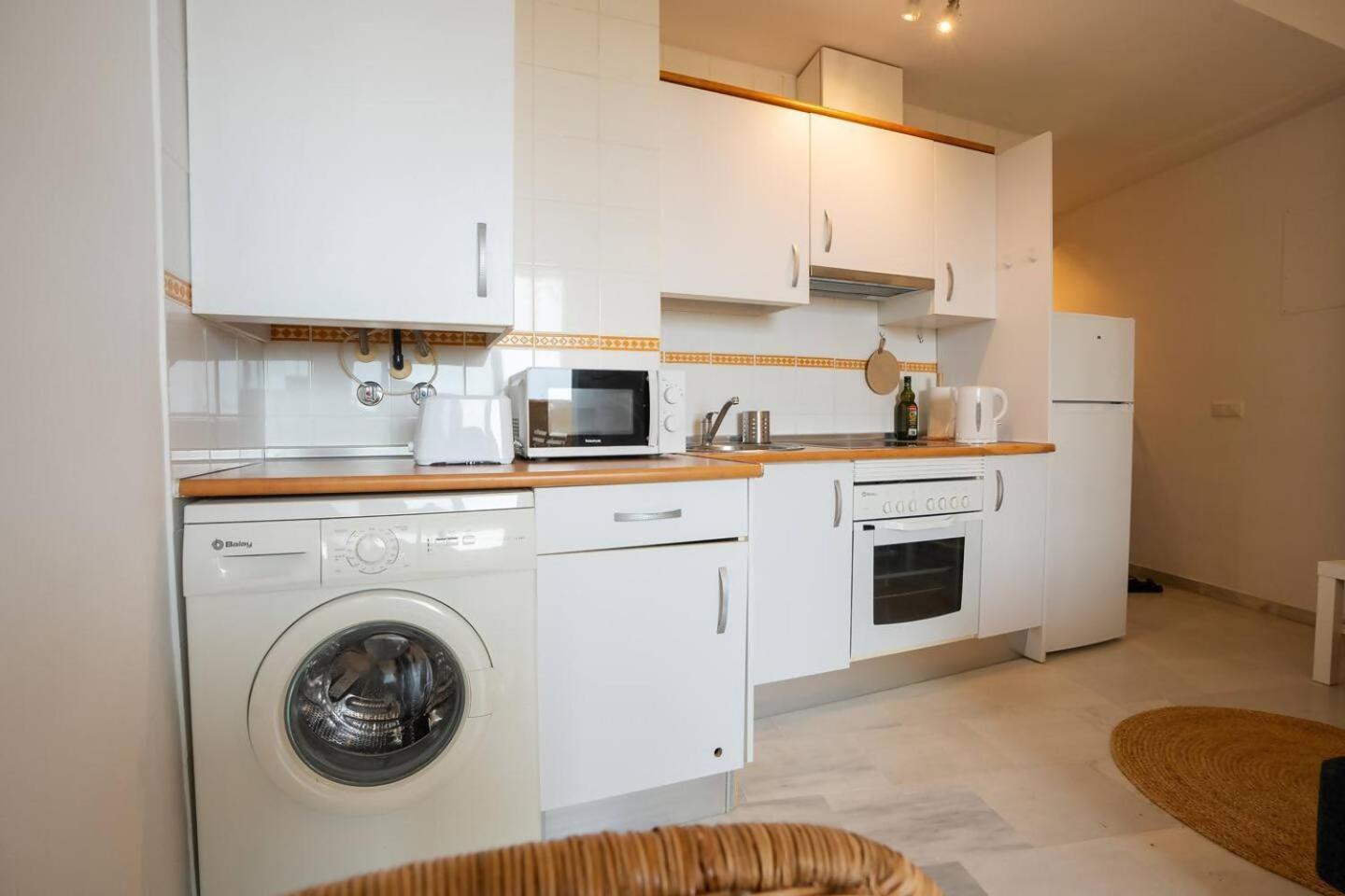 Estudio Con Vistas Al Mar Garaje Privado Gratis Apartment *