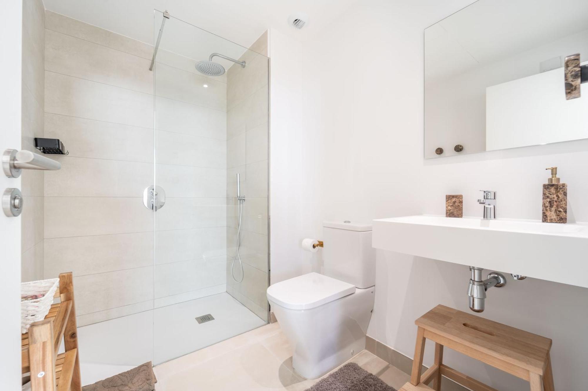 Higueron West Collection - La Casa Lozano By Hwpc *