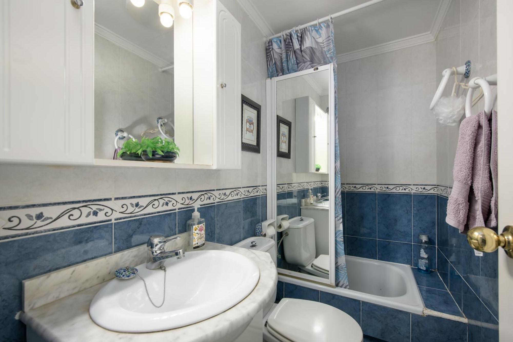Spacious With Sea Views Fuengirola