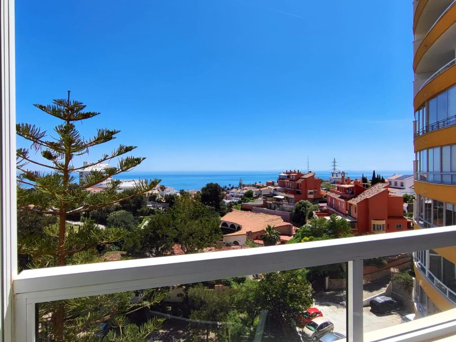 Alessandra 2 Sea View Apartment Fuengirola