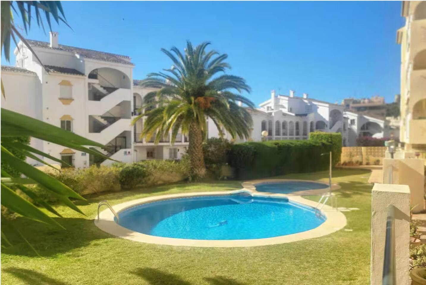 Cyv Simple Living Near W Pool In Apartment Fuengirola