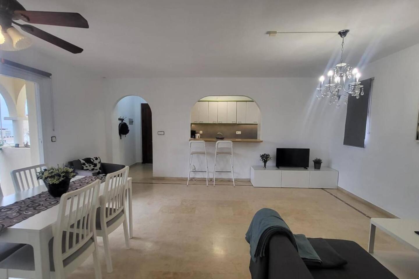 Cyv Simple Living Near W Pool In Apartment