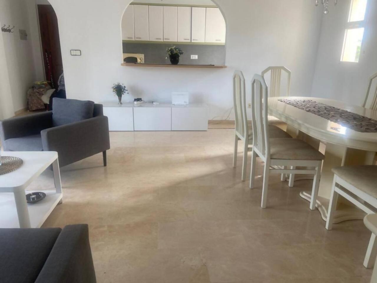 Cyv Simple Living Near W Pool In *