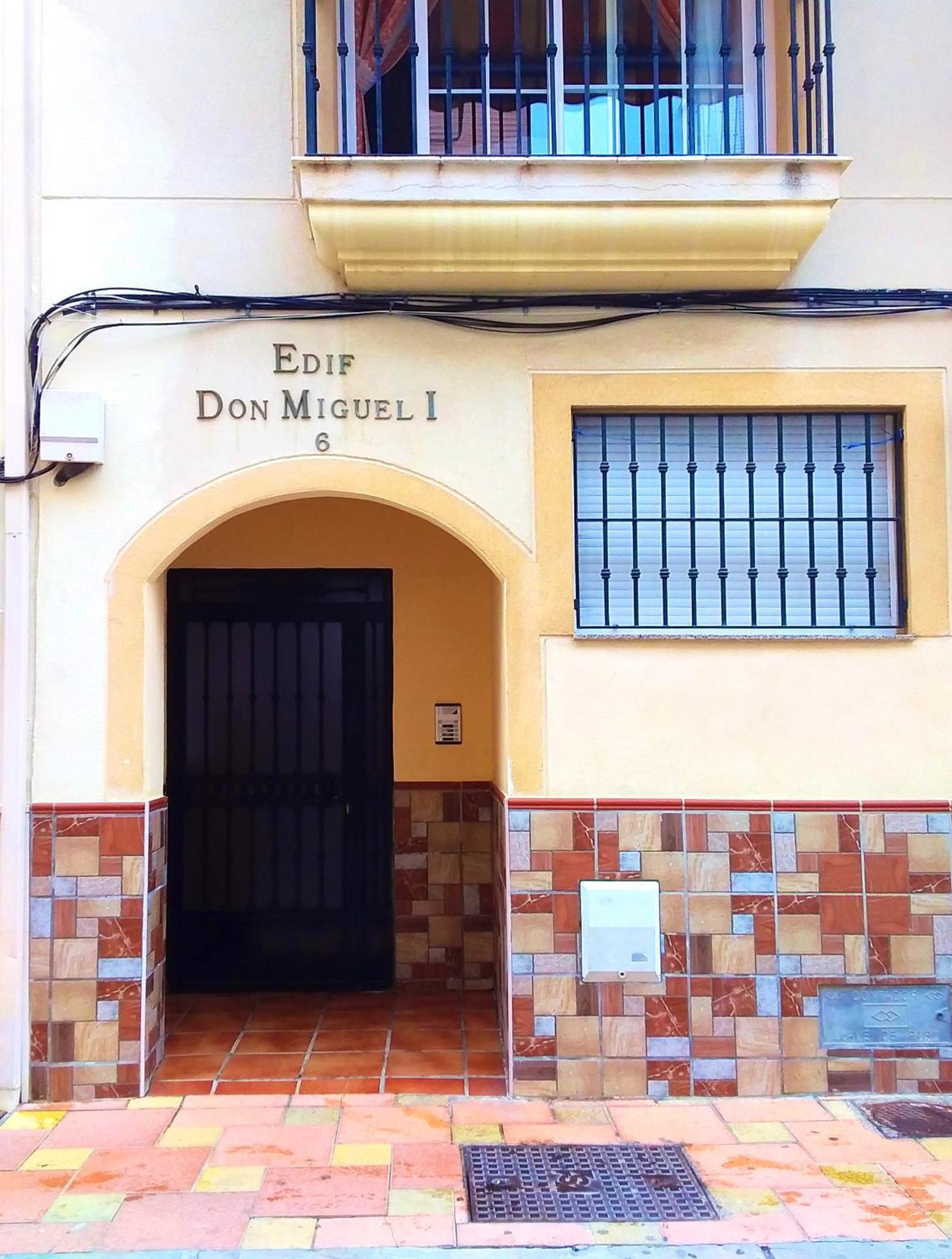 Calle Salinas 6 Apartment