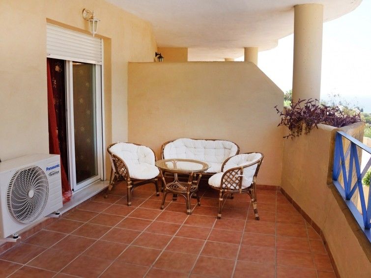 104205) Casa En Con Aire Acondicionado, Aparcamiento, Terraza, Jardin Hotel *