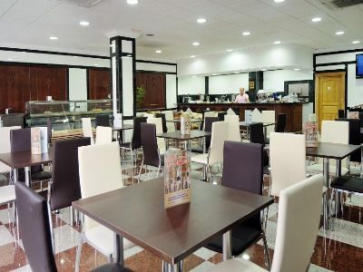 Reyesol Hotel 2*