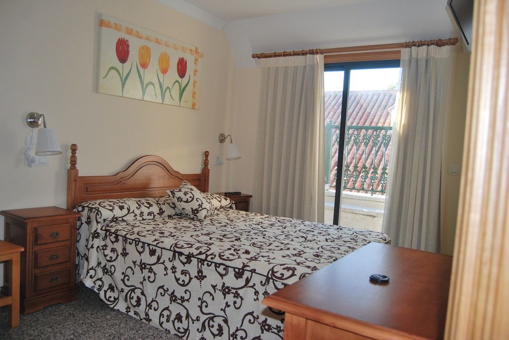 Hotel Reyesol 2*