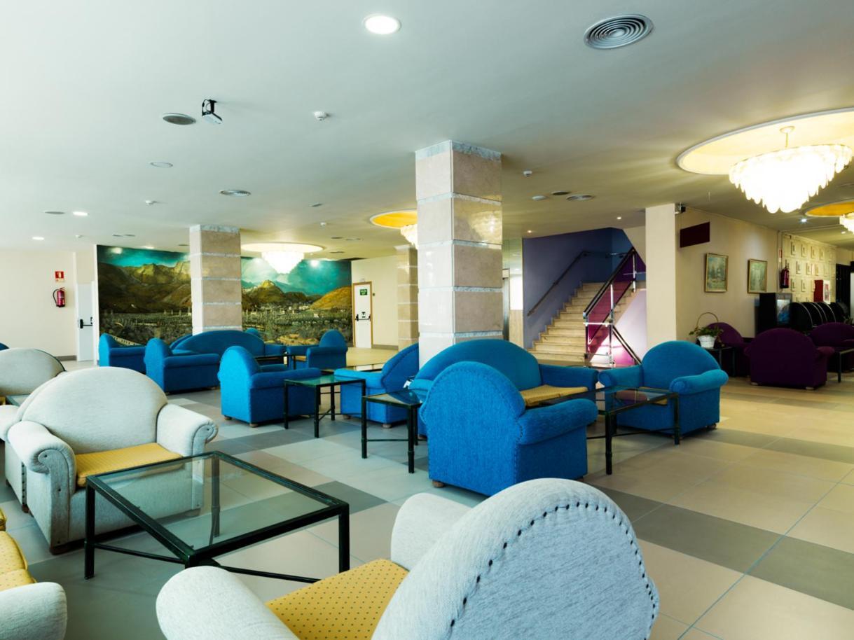 Monarque Park 4*
