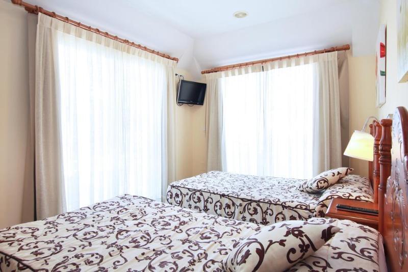 Reyesol Hotel