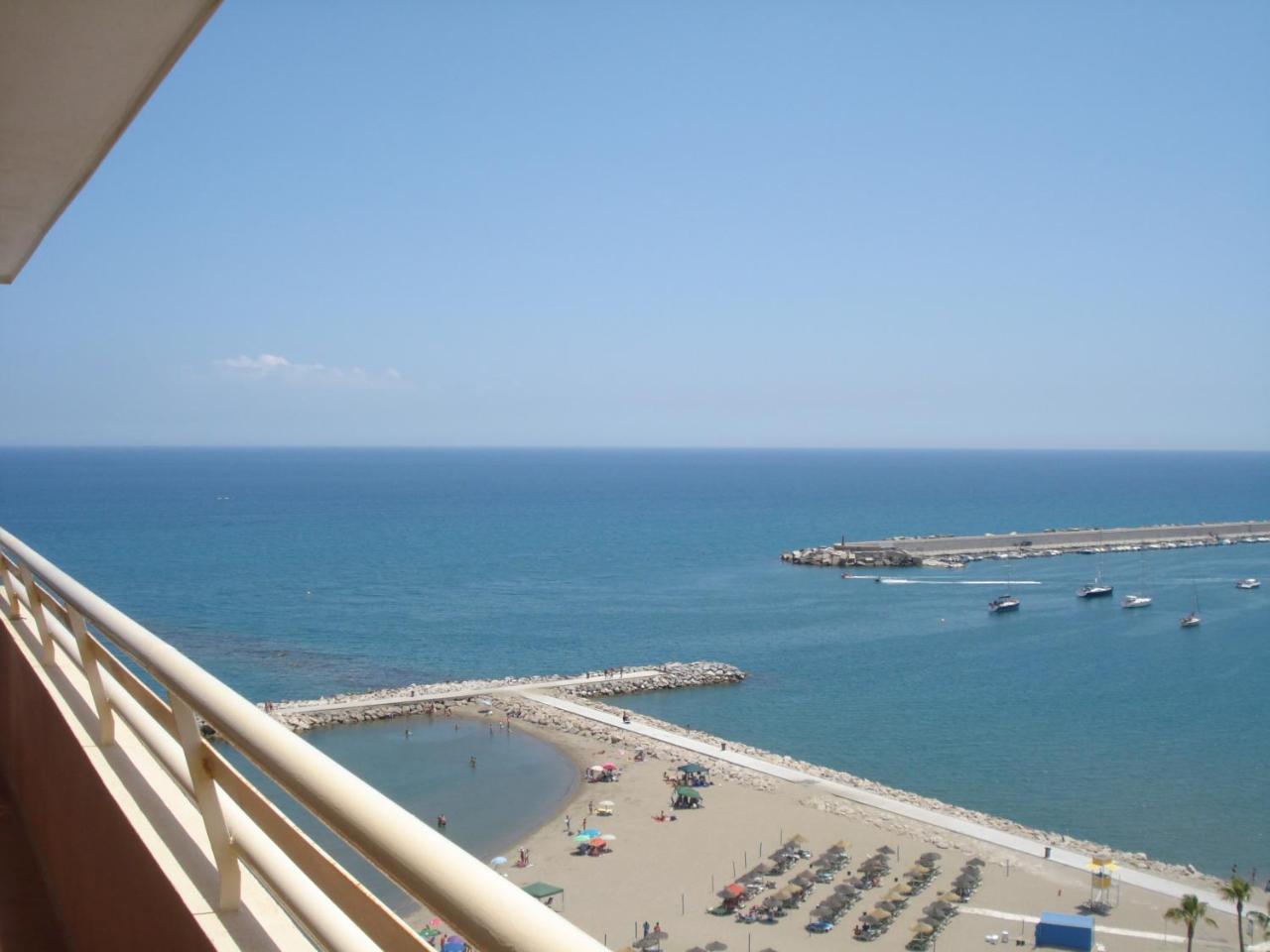 Stella Maris - * Fuengirola