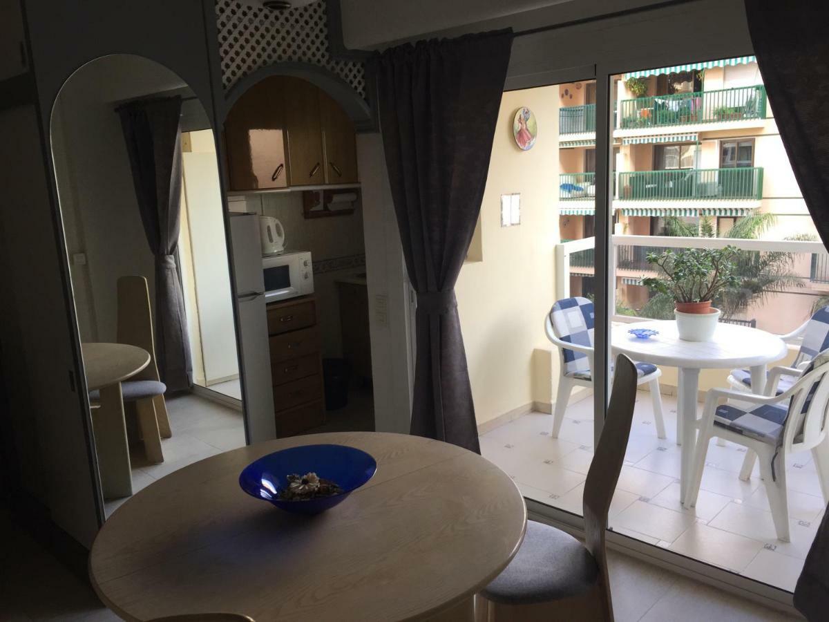 Pyr Apartment *