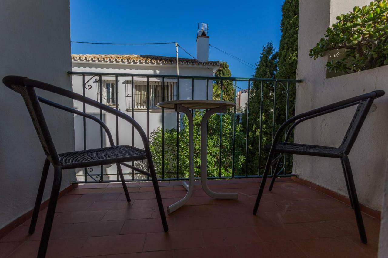 2br Urban Getaway - Good Wifi, Swimming Pool Apartment *