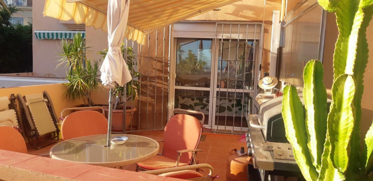 Cozy In Terraced House Homestay