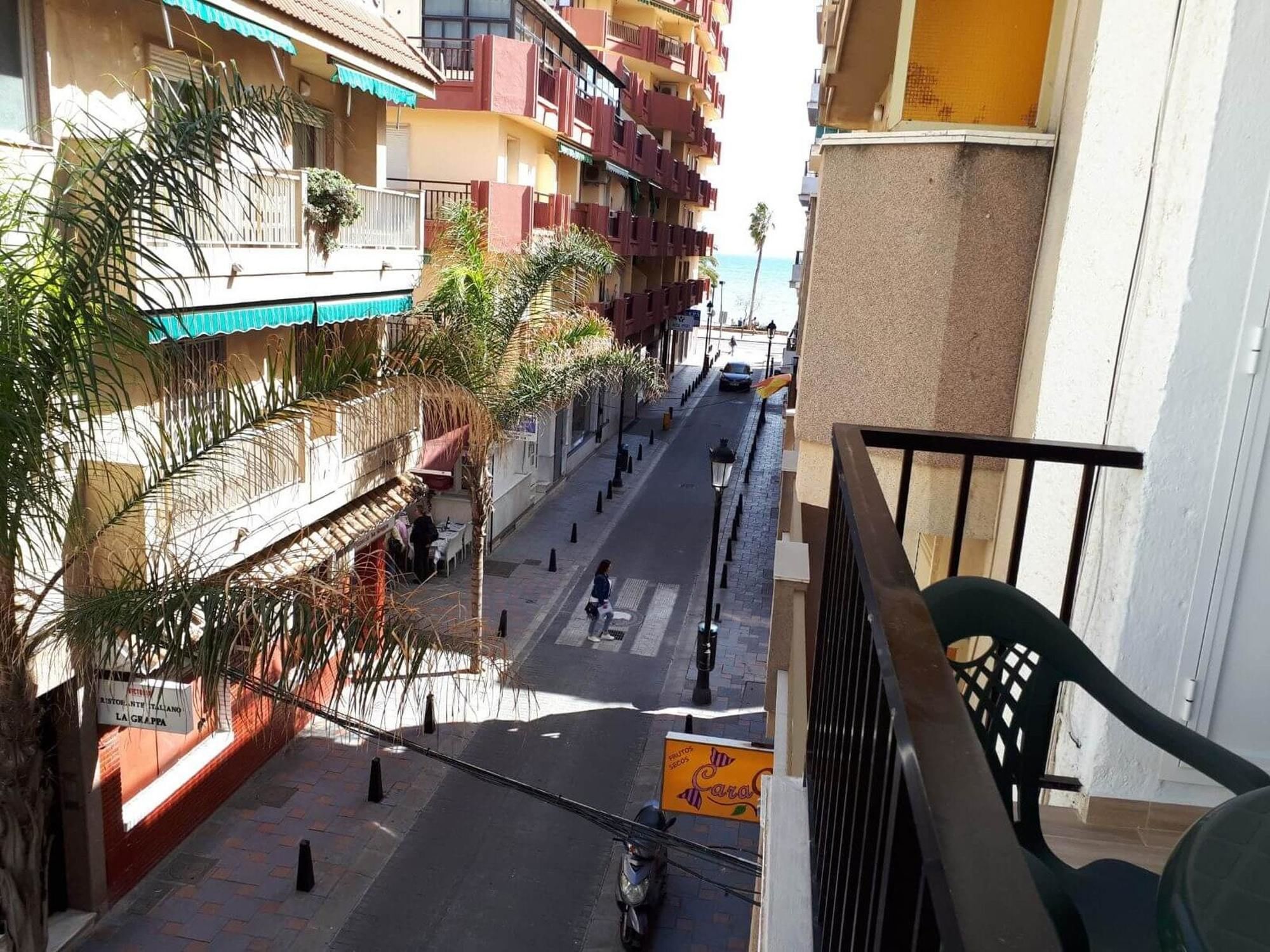 Appartement With 3 Bedrooms In Fuengirola, With Furnished Terrace - 10 M Fuengirola