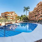 Seaside Bliss 2Br Apartment With Tranquil Terrace Pool And Parking
