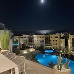 Higueron 5821 Luxe Appartement Met Zeezicht