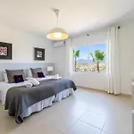 Stunning 6 Bed Villa Private Pool Mijas Gol