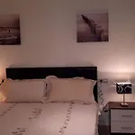 Apartment With 2 Bedrooms In Fuengirola - 100 M From The Beach