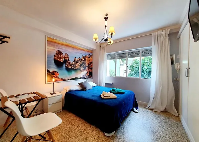 Low Cost Rooms Fuengirola