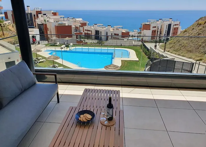 Fuengirola Middel Views