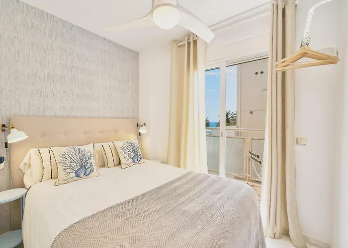 Fuengirola Beach Apartment By Stay Belonio