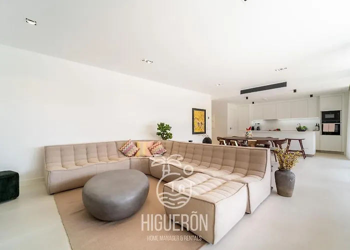 Higueronrentals The Secret Garden