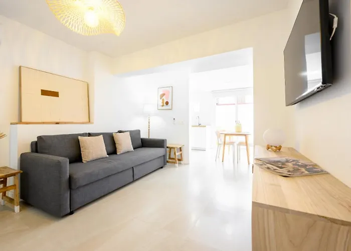 Juanito Maranon By 10Tosea 2 Bedrooms