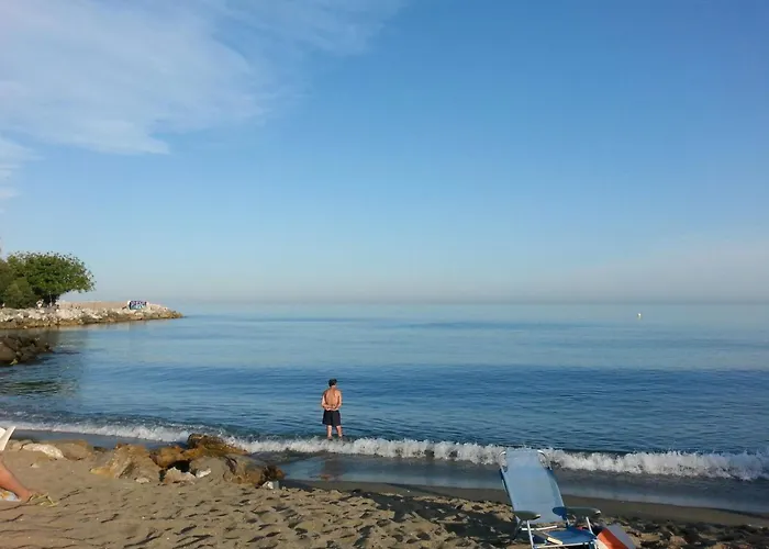 Apartment With 2 Bedrooms In Fuengirola - 100 M From The Beach