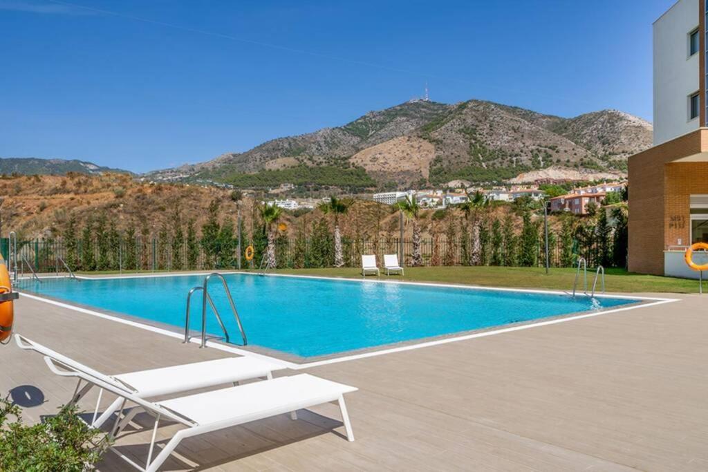 Apartment New - Close To Sea - Pool - Sauna Fuengirola