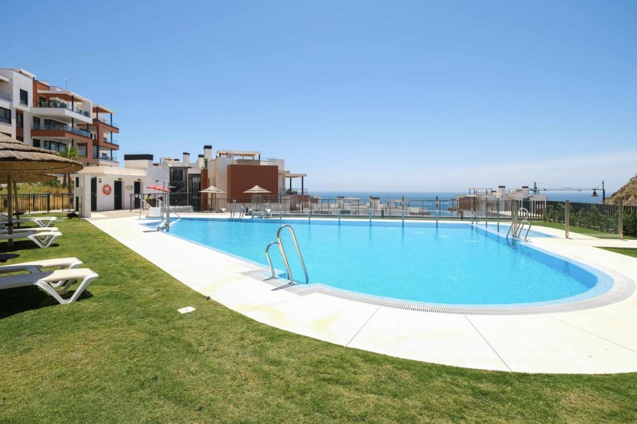 Apartment Modern Apartment-sea View