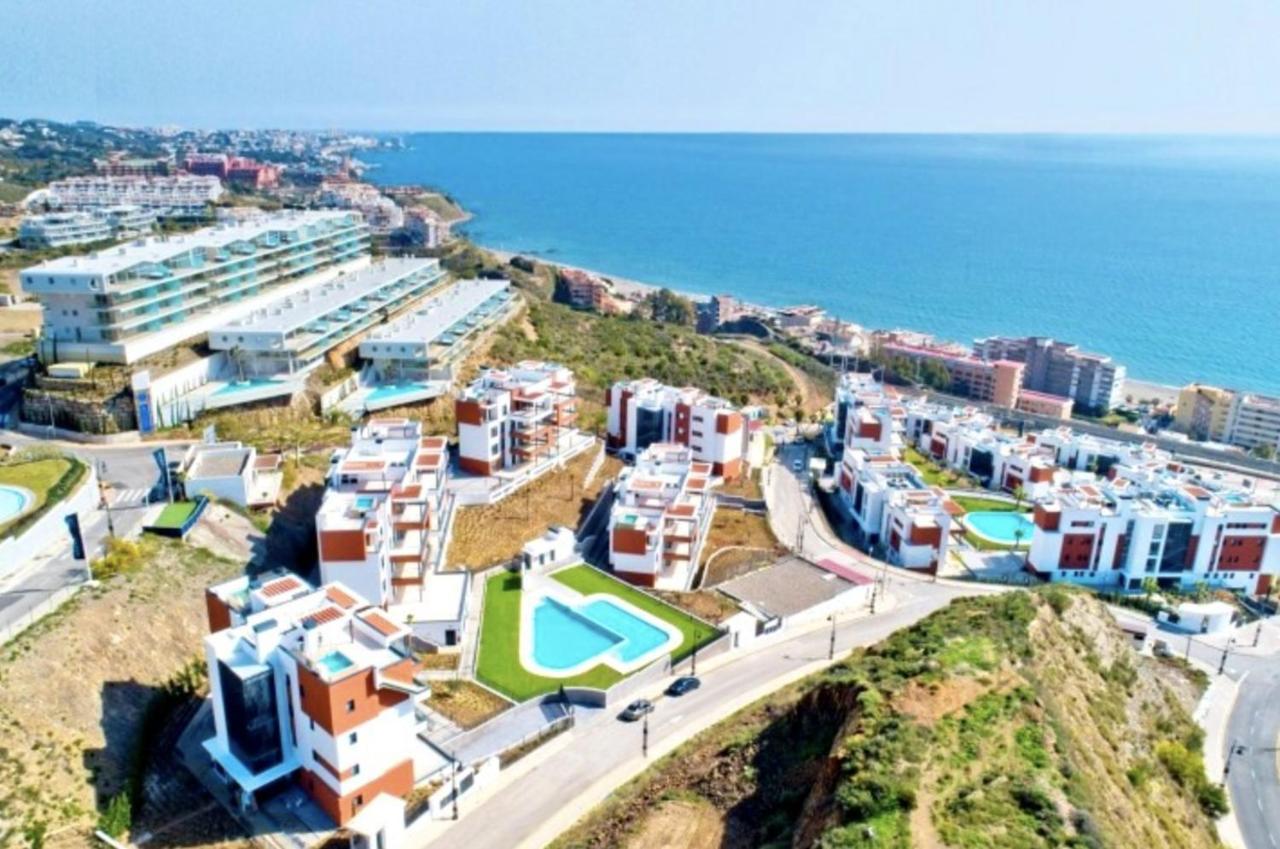 Apartment Modern Apartment-sea View