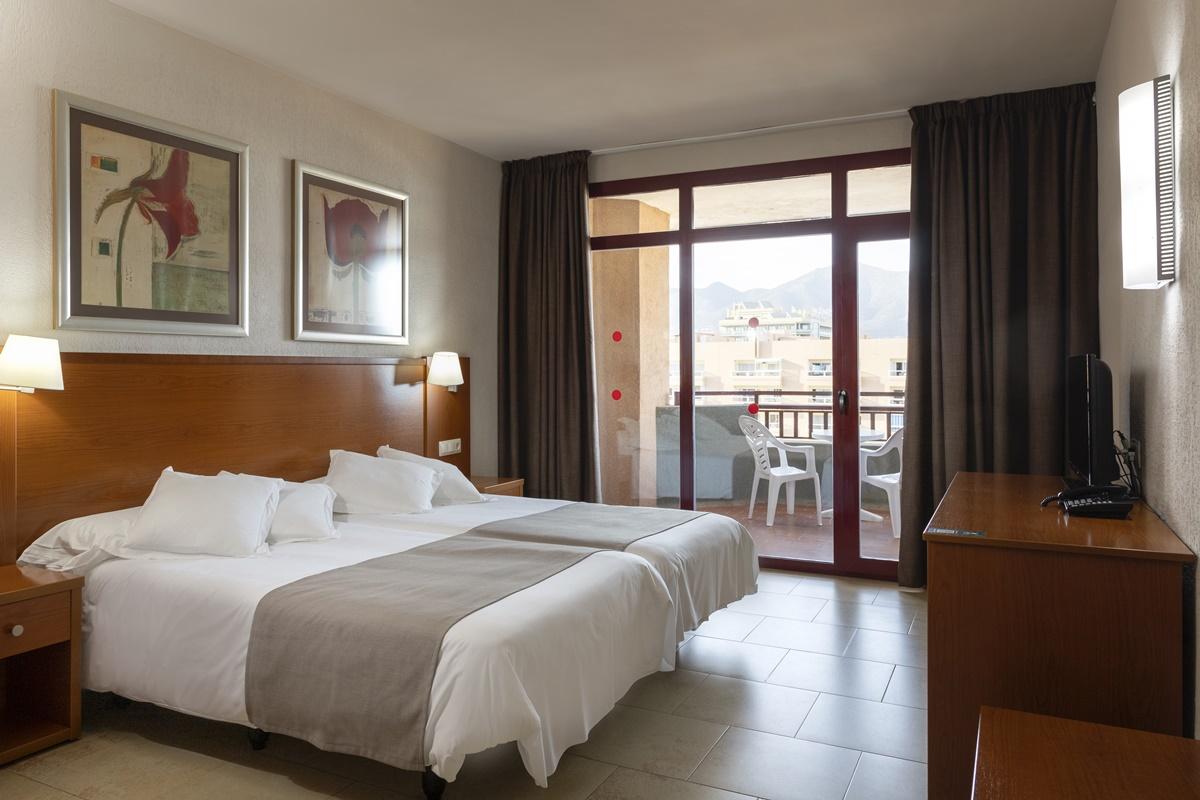 Palmeras Affiliated By Fergus Hotel