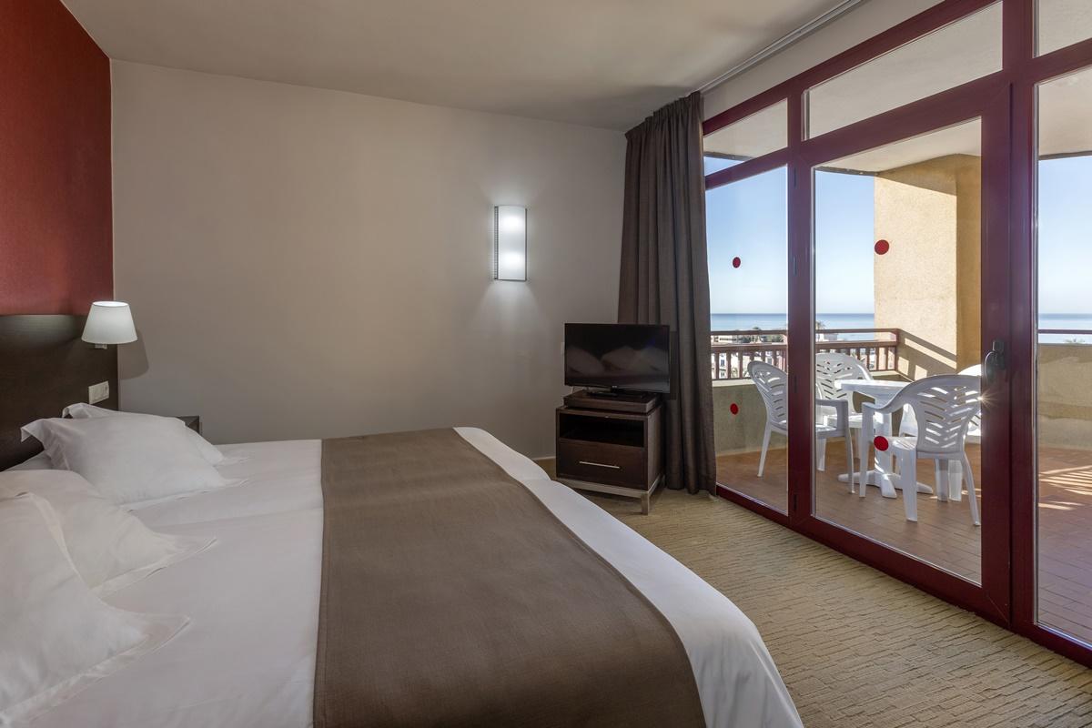 Palmeras Affiliated By Fergus Hotel 4*