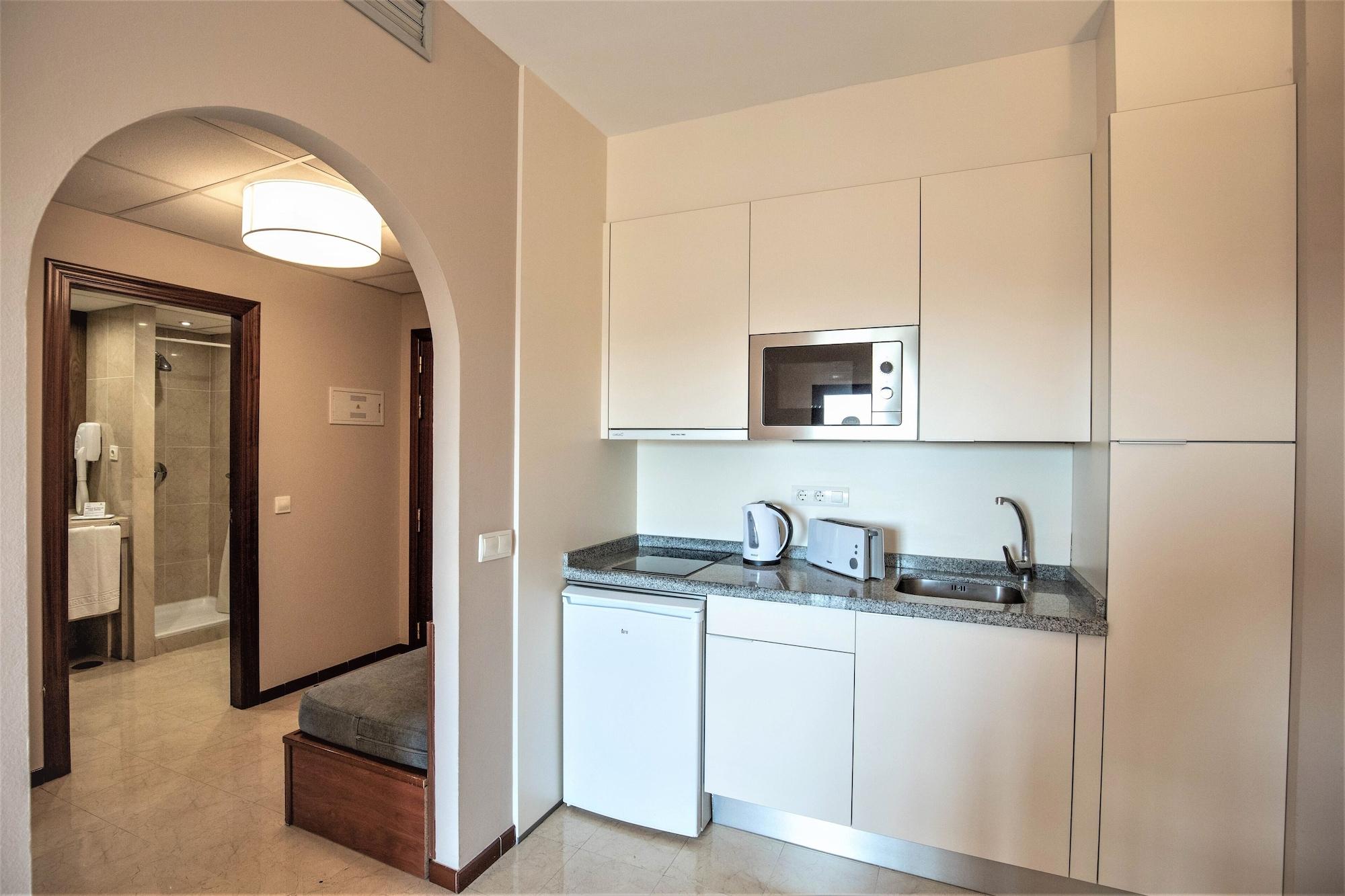Myramar Apartahotel
