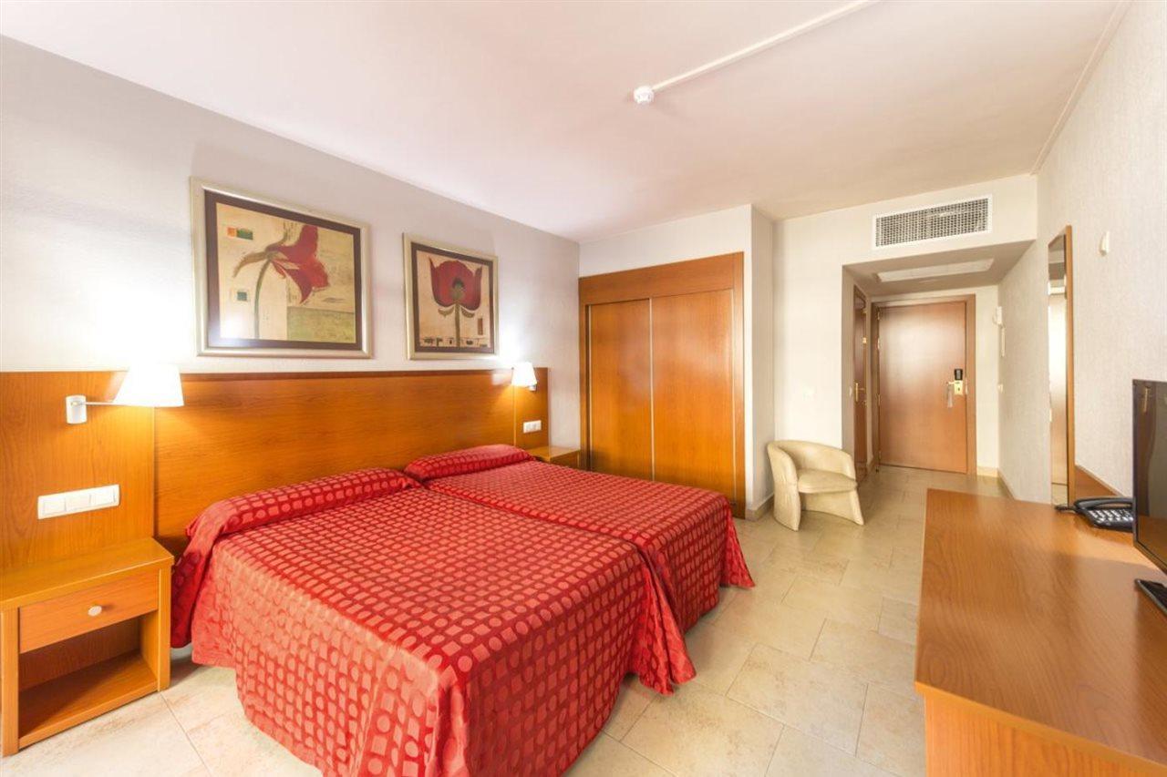 Hotel Palmeras Affiliated By Fergus 4*