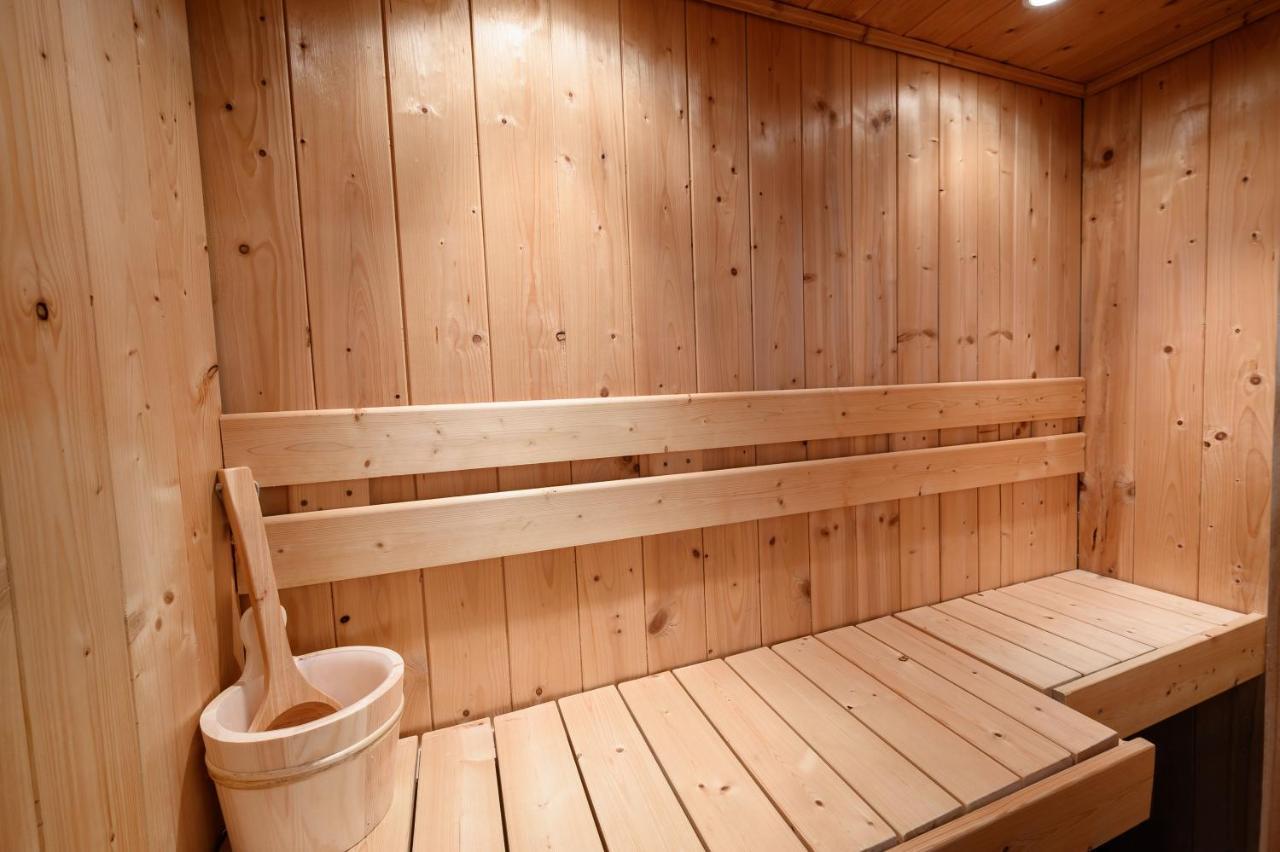 Sauna, 3 Bedroom By 10tosea Apartment *