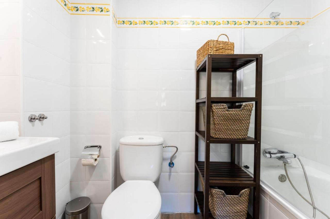 Seaside Bliss 2br With Tranquil Terrace Pool And Parking Appartement Fuengirola