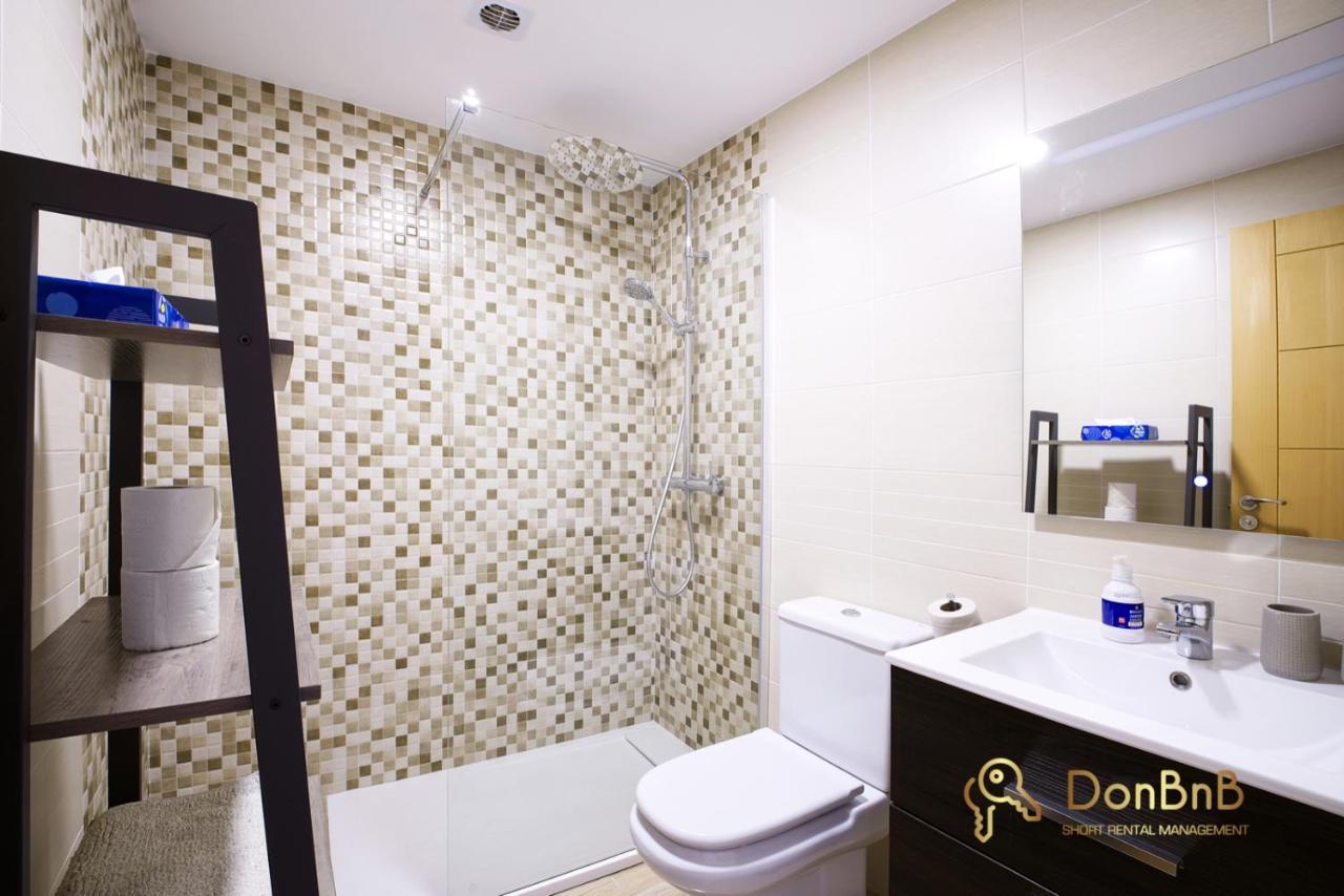 Cozy With Sea View And Private Parking In * Fuengirola