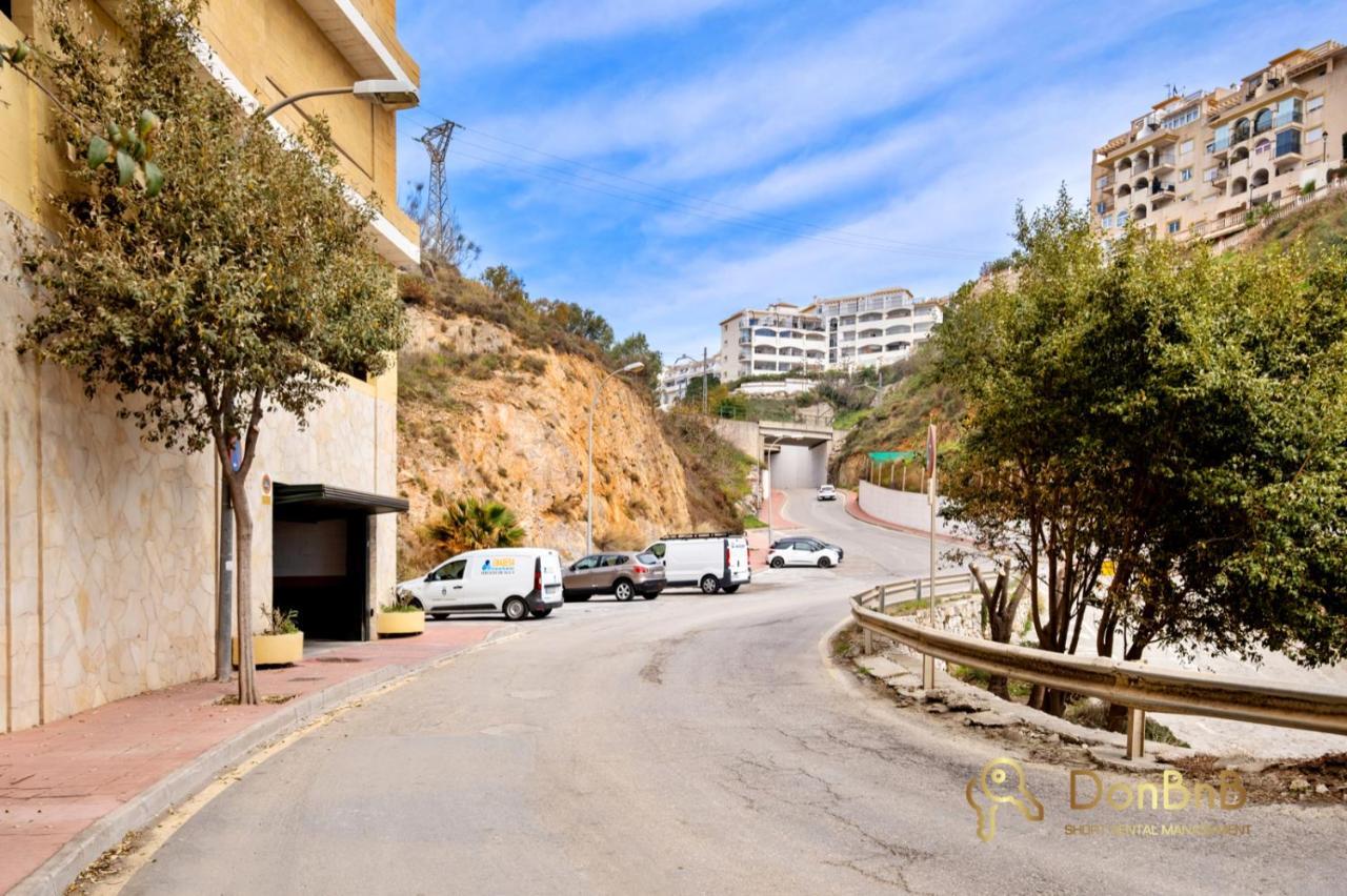 Apartment Cozy With Sea View And Private Parking In *