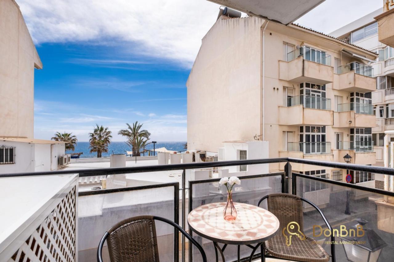 Apartment Cozy With Sea View And Private Parking In
