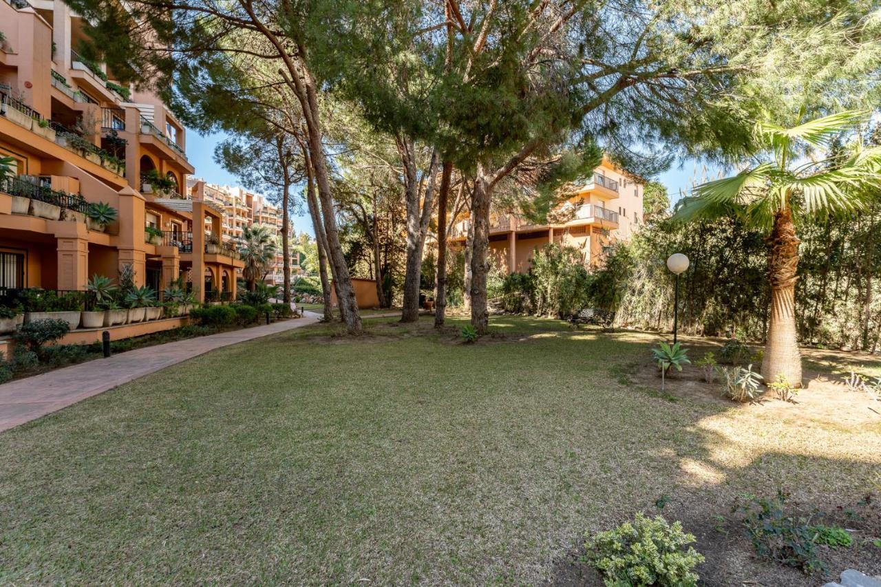 Appartement Seaside Bliss 2br With Tranquil Terrace Pool And Parking *