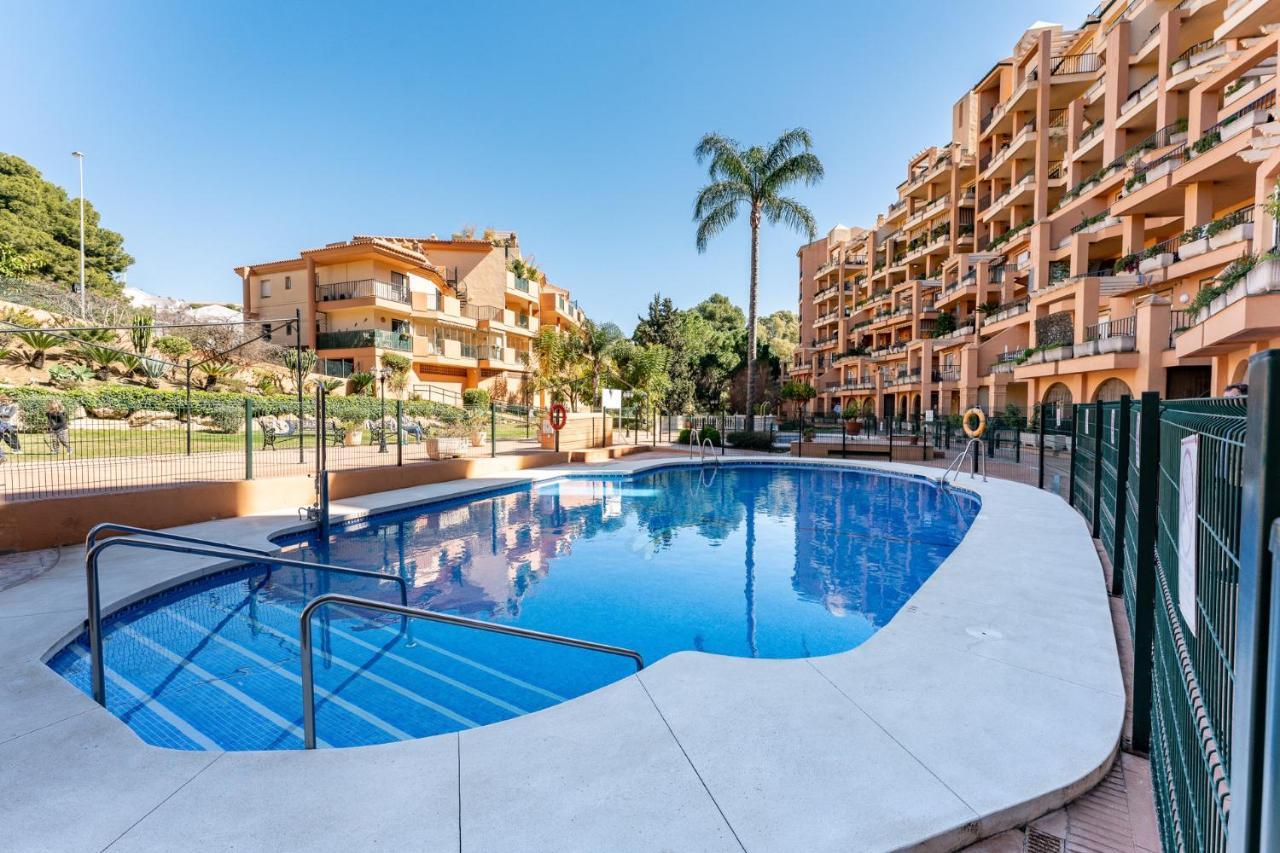 Seaside Bliss 2br With Tranquil Terrace Pool And Parking Appartement Fuengirola