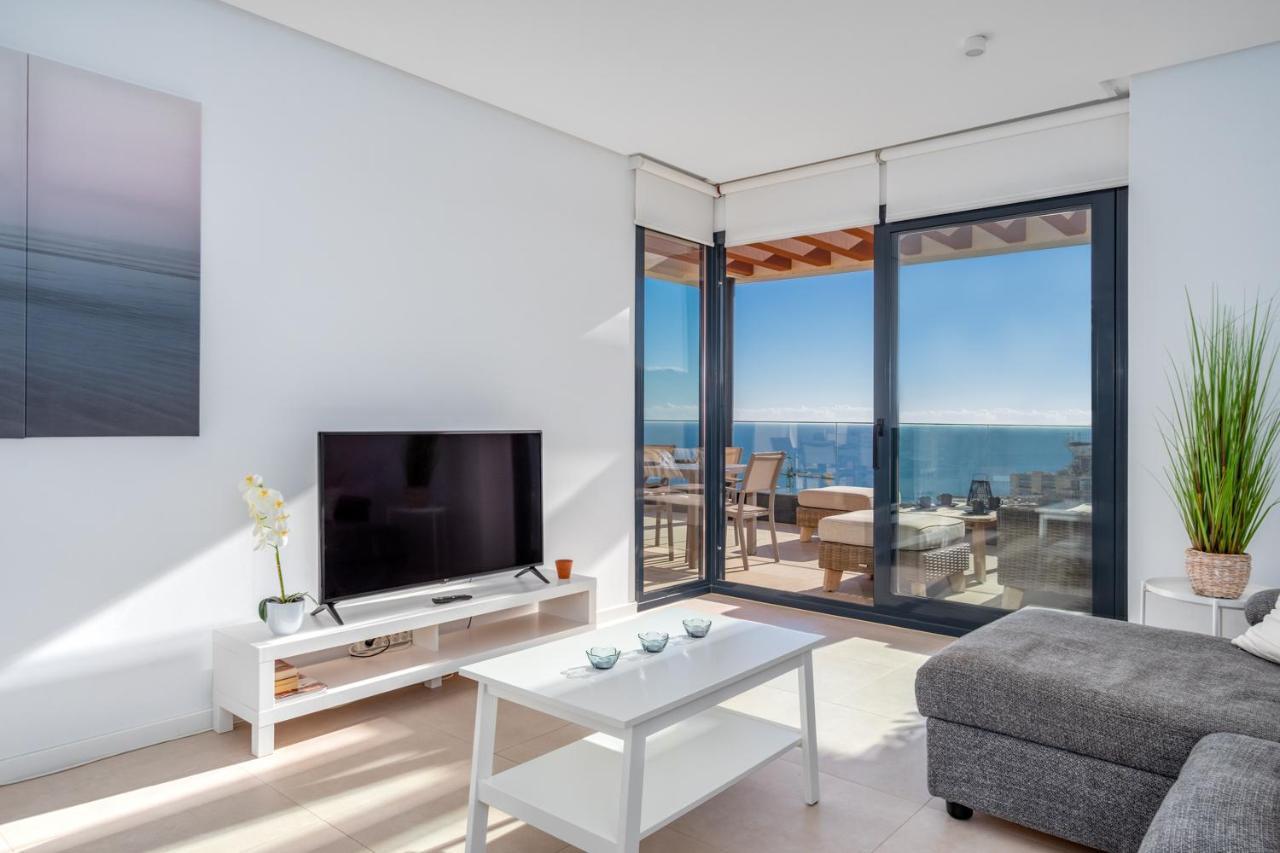 Apartment Middel Views Penthouse With Private Pool By Costarentals - Ref 154