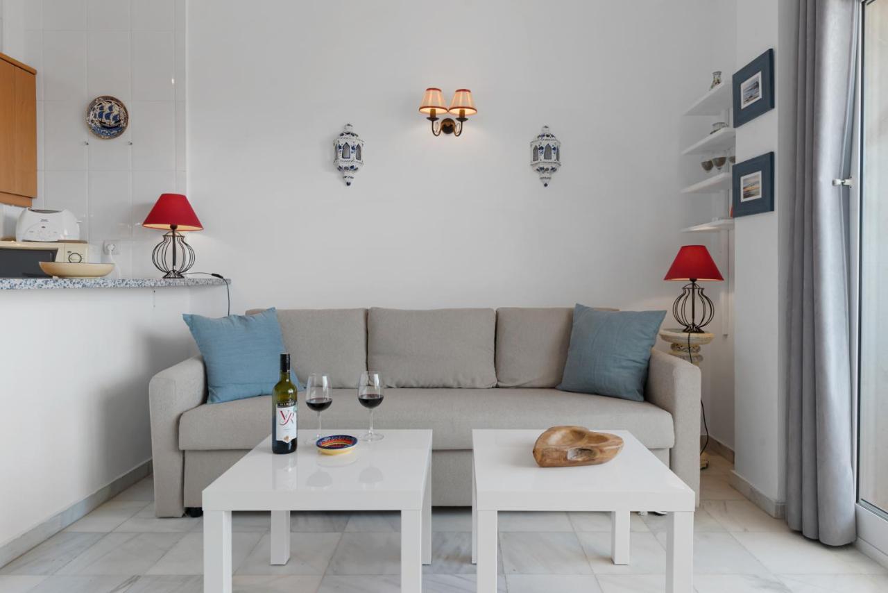 Charming Torreblanca With Pool By Costarentals - Ref 152 Apartment *