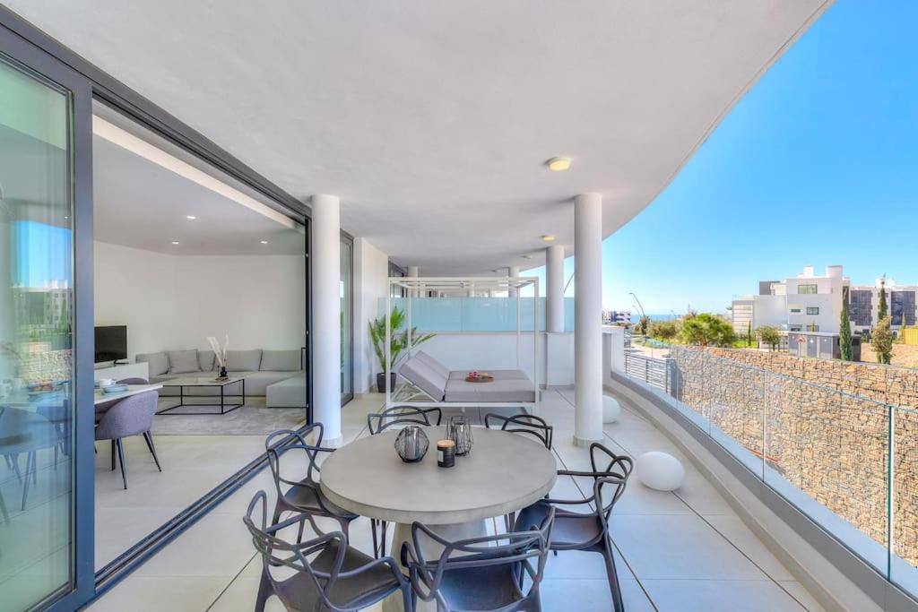 Scandinavian Modern * Fuengirola