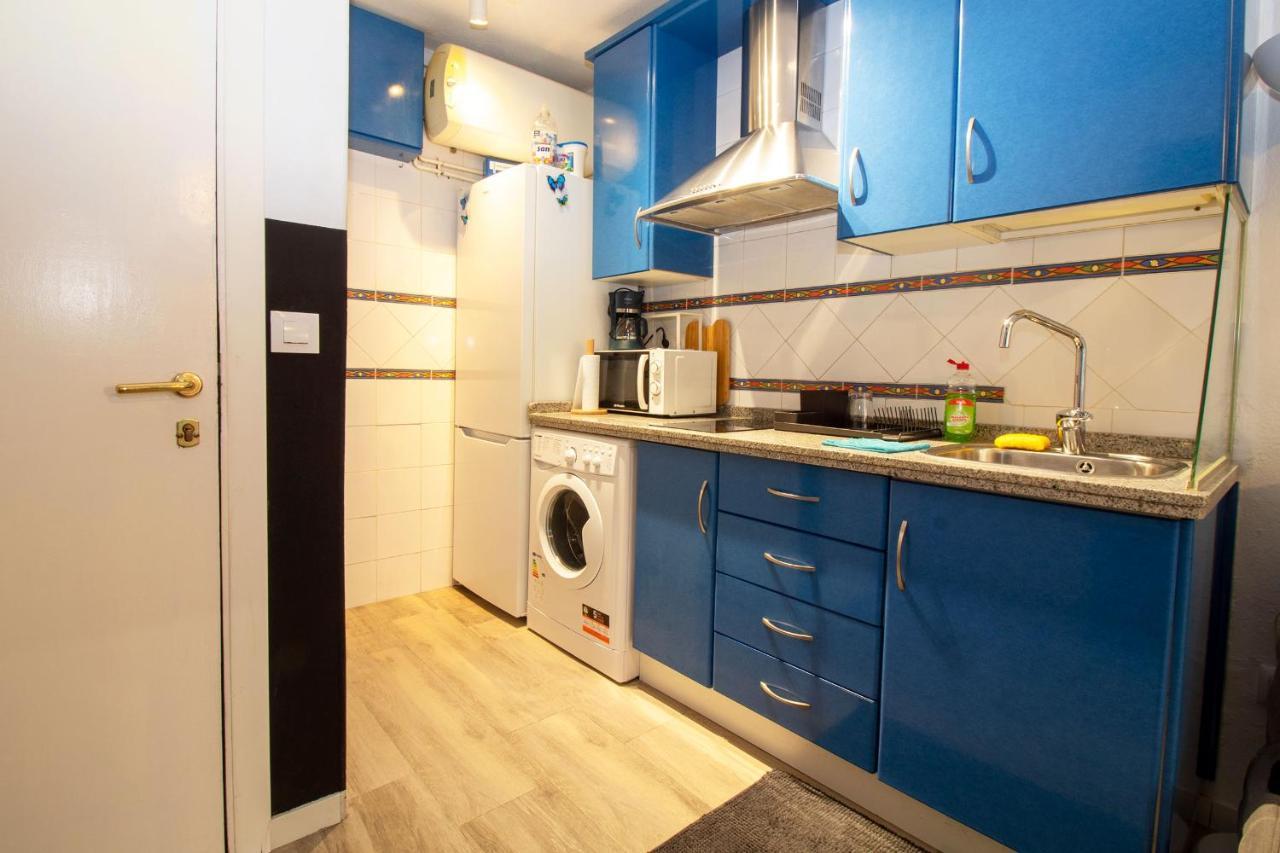 Yate 4, Primera Linea De Playa. Apartamento Fuengirola