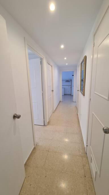 Apartamento Excellent Choice, 150 Qm, Air-Conditioning, 1-8 Guests, Beach, Families, Pool