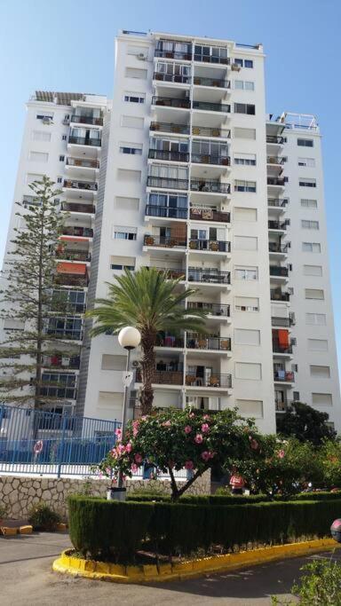 Apartment Cosy With Seaviews, Pool Close To Beach.