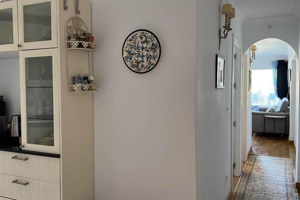 Apartment Cosy With Seaviews, Pool Close To Beach.